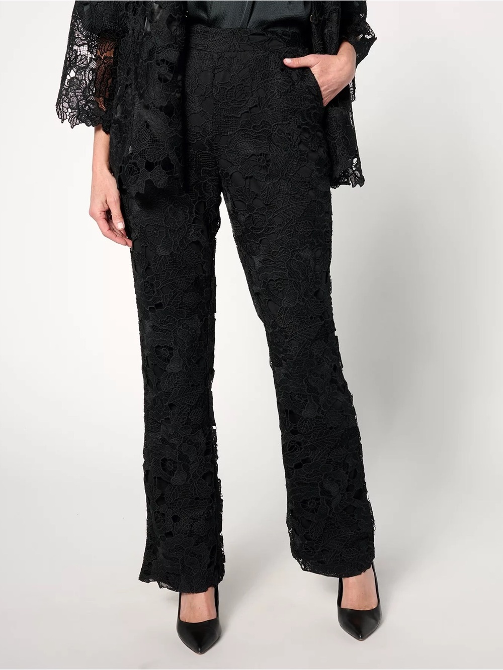 NWT Isaac Mizrahi Pants Size 6P